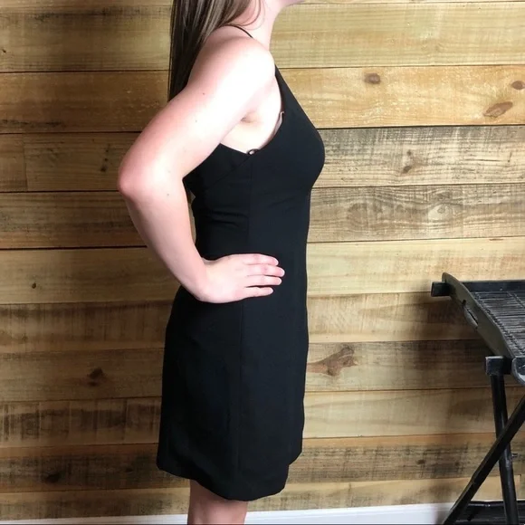 Laundry, Shelli Segal. Little black dress - Picture 6 of 9